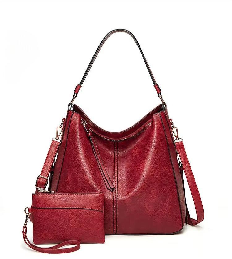 Caprielle - Elegant leather bag with large capacity and side pockets